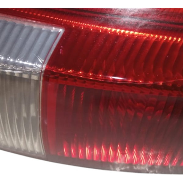 Lanterna Lado Esquerdo Gm Meriva 2003 Com Detalhe Esquerdo/motorista Vermelho