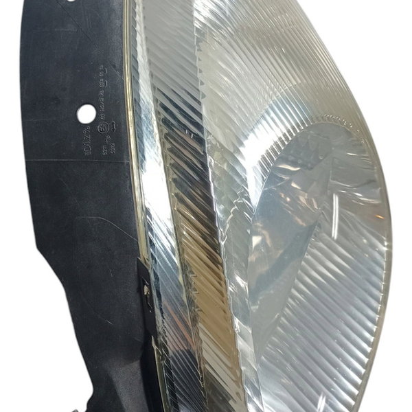 Farol Lado Esquerdo Citroen Xsara Picasso 2004 Esquerdo/motorista