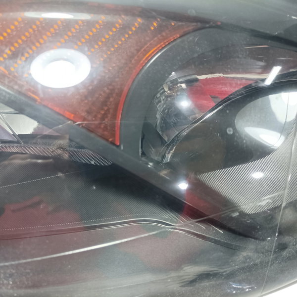 Farol Lado Direito Máscara Negra Ford Fiesta 2011 Recuperado Direito/passageiro