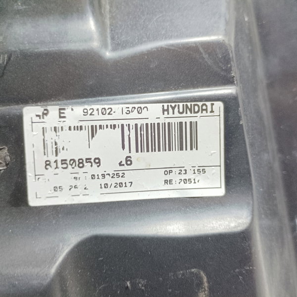 Farol Direito Máscara Negra Hyundai Hb20 2017 Recuperado Direito/passageiro