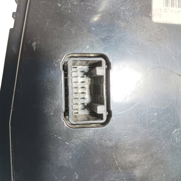 Botão Alerta Comando Ar Condicionado Hyundai Elantra 2013
