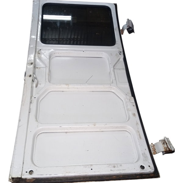Porta Vw Kombi Lateral Direita 98 Com Detalhes Usado Traseira Direito Branco