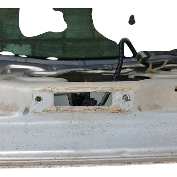 Tampa Traseira Astra 99 Com Aerofólio Usado Cinza