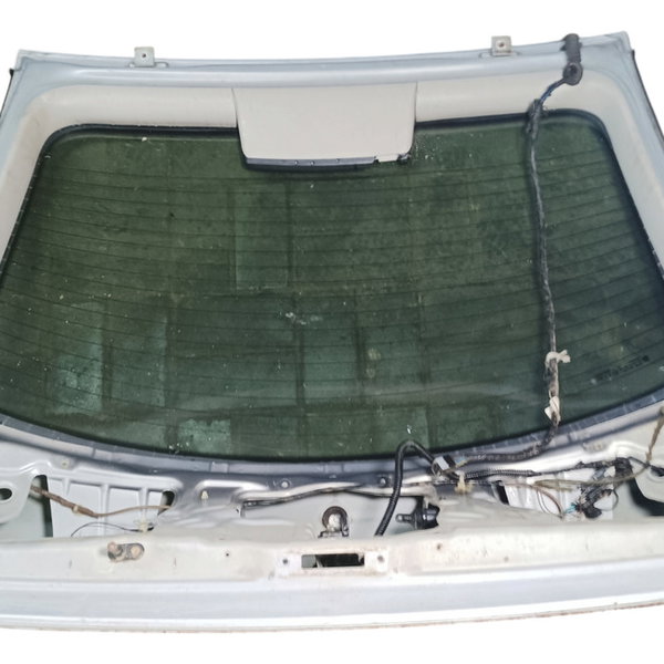 Tampa Traseira Astra 99 Com Aerofólio Usado Cinza