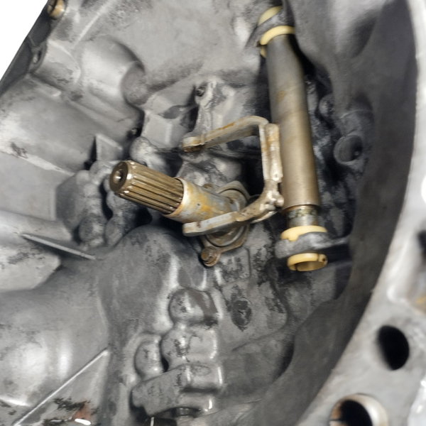 Caixa De Marcha Peugeot 206 1.4 8v Usada