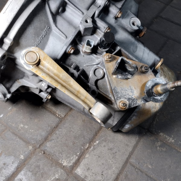 Caixa De Marcha Peugeot 206 1.4 8v Usada