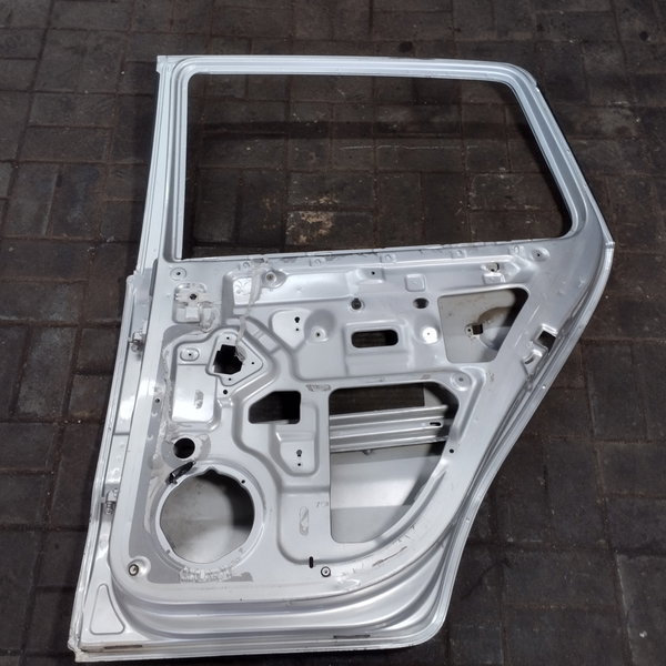 Porta Traseira Direito Vw Spacefox 2008 Usado Traseira Direito Cinza