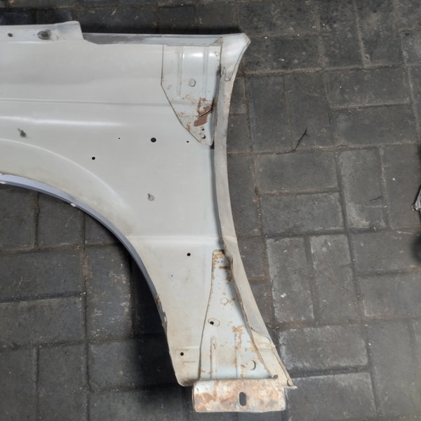 Para Lama Lado Direito Ford Ranger 2008 Usado Com Detalhes