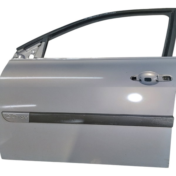 Porta Dianteira Esquerda Renault Megane 2007 Usada Dianteira Esquerdo Cinza