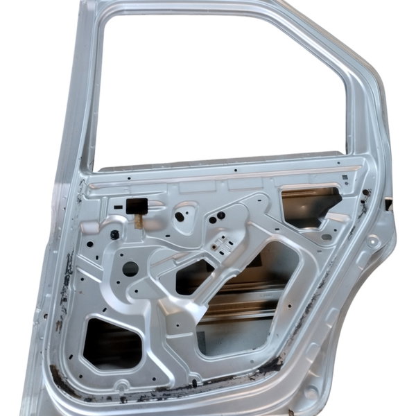 Porta Traseira Lado Direito Renault Logan 2008 Com Detalhes Traseira Direito Prateado