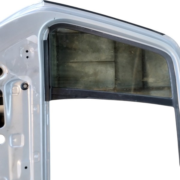 Porta Traseira  Esquerdo Vw Spacefox 2014 Usado Com Detalhes Traseira Esquerdo Prateado