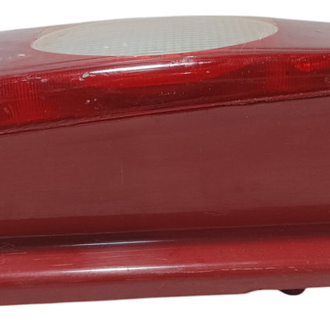 Lanterna Traseira Lado Esquerdo Fiat Strada 2000 Esquerdo/motorista Vermelho