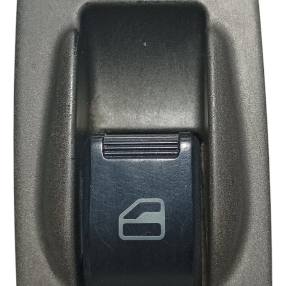 Botão Vidro Elétrico Dianteiro Direito Chery Tiggo 2010
