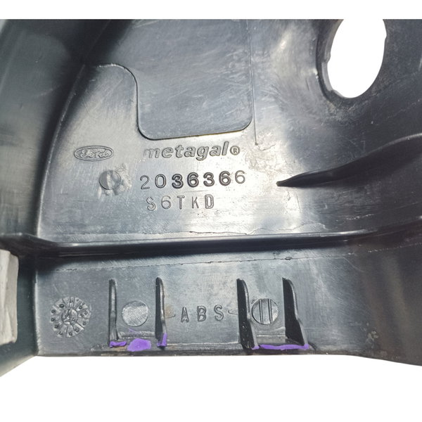 Moldura Acabamento Retrovisor Dianteiro L.e Ford Fiesta 2006