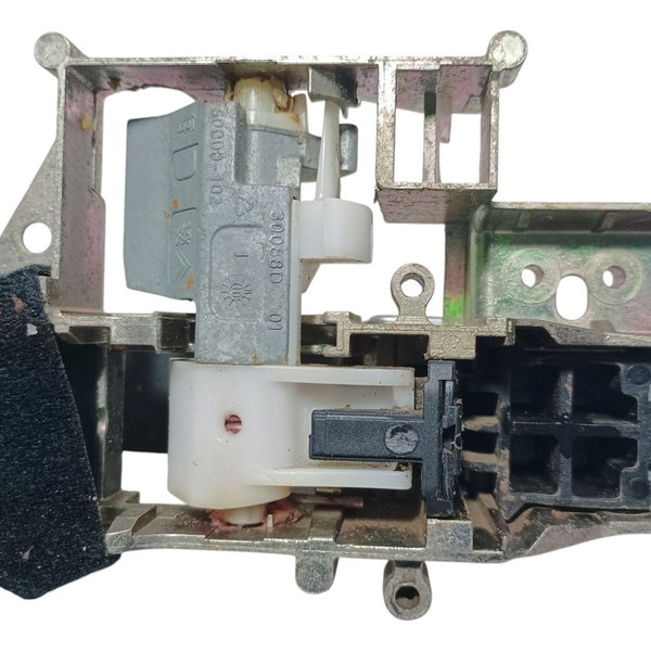 Maçaneta Externa Dianteira Direita Peugeot 408 2011 Dianteira