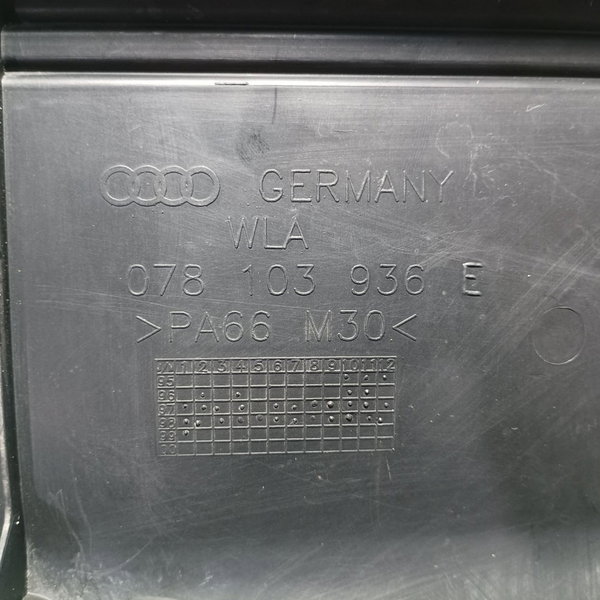 Tampa Capa Motor Lado Direito Audi A4 2001