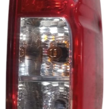 Lanterna Direita Nissan Frontier 2010