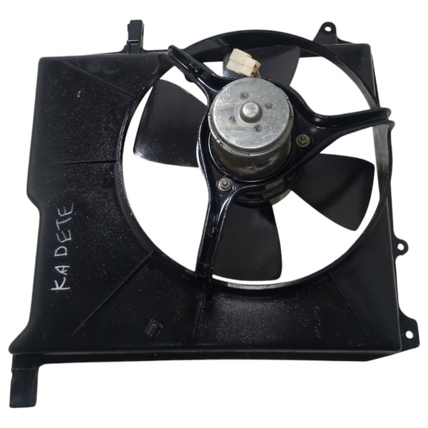 Ventoinha Com Defletor Kadet Monza 1.8