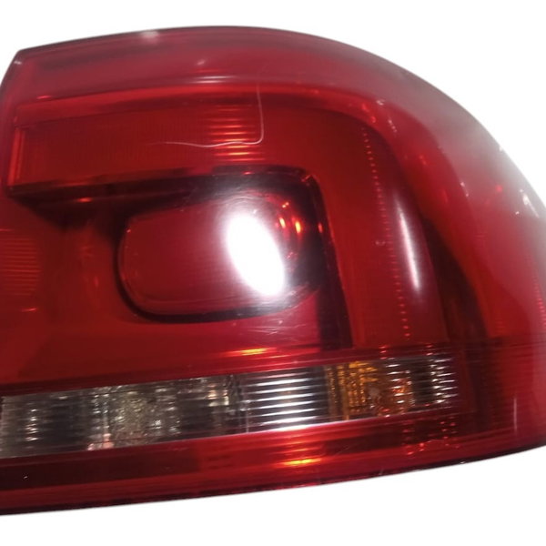Lanterna Lado Direito Vw Spacefox 2014 Com Detalhe Direito/passageiro Vermelho