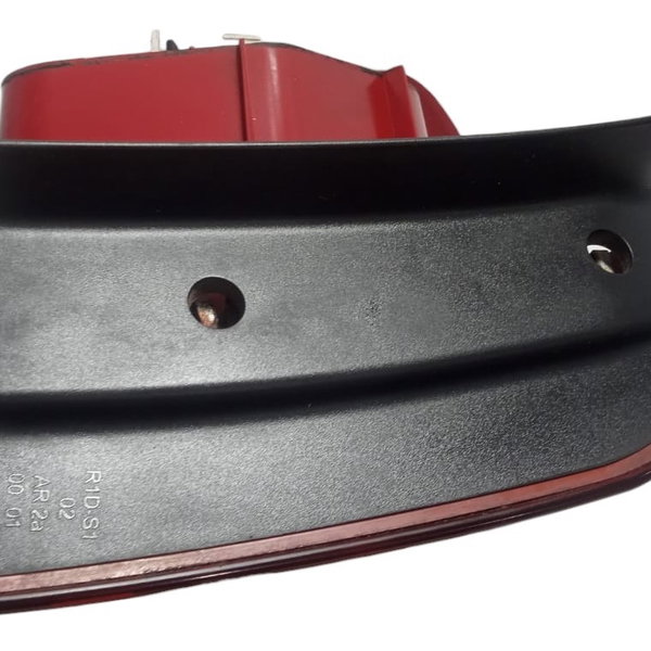 Lanterna Lado Direito Vw Spacefox 2014 Com Detalhe Direito/passageiro Vermelho