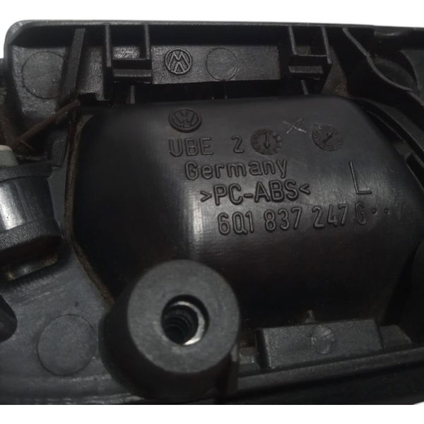 Maçaneta Interna Botão Trava Dianteira Esquerda Vw Polo 2003 Dianteira
