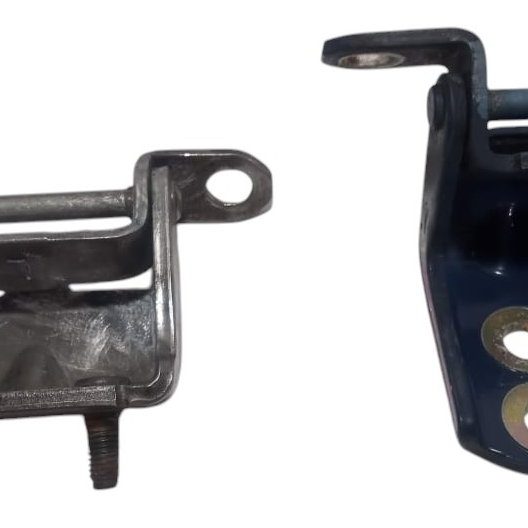 Dobradiça Porta Traseira Esquerda Nissan Frontier 2010 Par