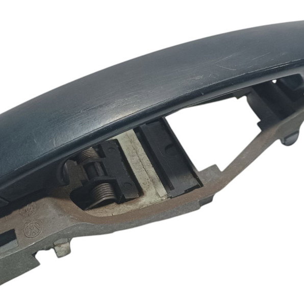 Maçaneta Externa Dianteira Direita Vw Polo 2003 Dianteira