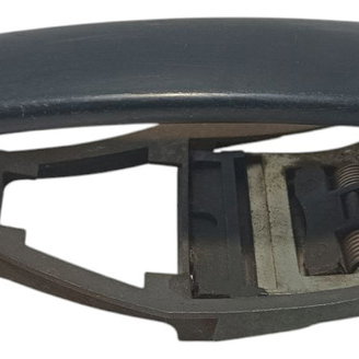 Maçaneta Externa Dianteira Direita Vw Polo 2003 Dianteira