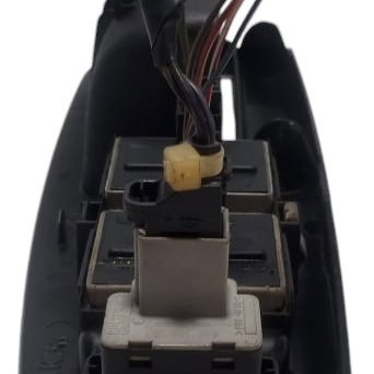 Botão Vidro Elétrico Puxador Dianteiro Esquerdo Vw Polo 2004