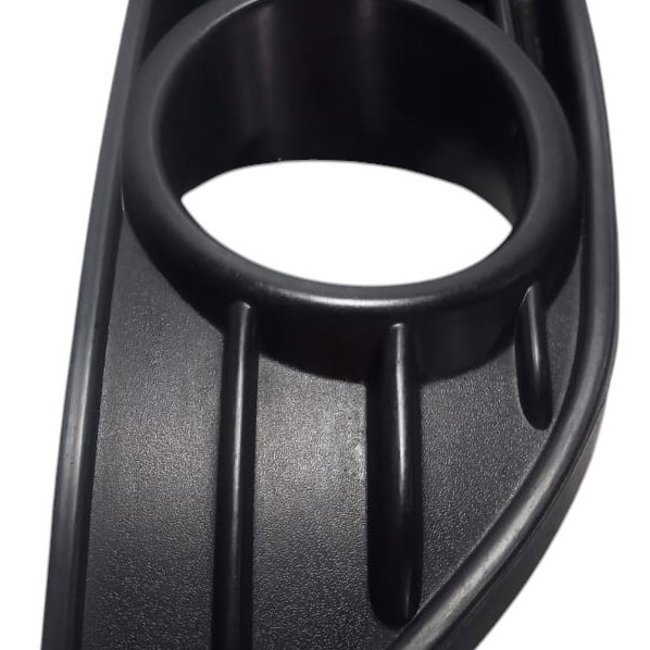 Moldura Farol Milha Lado Direito Vw Polo 2004 Preto Direito