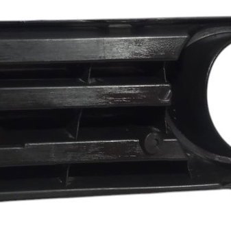 Moldura Farol Milha Lado Direito Vw Polo 2004 Preto Direito