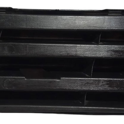 Moldura Farol Milha Lado Direito Vw Polo 2004 Preto Direito