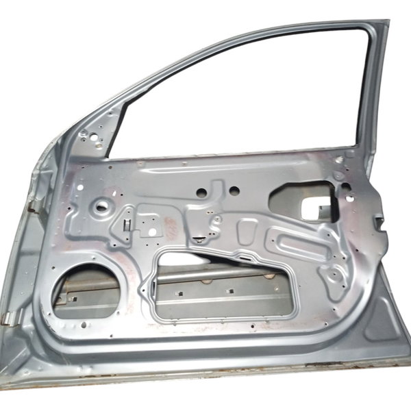 Porta Dianteira Gm Astra 2005 Direita 4p Detalhes Usado Dianteira Direita Cinza