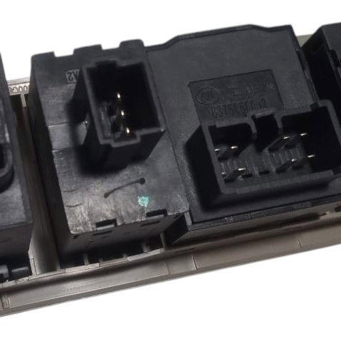 Botão Comando Retrovisor Trava Porta Luz Lifan X60 2013