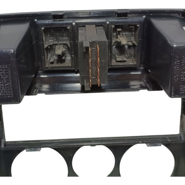 Moldura Painel Central Botão Alerta Vw Gol G4 2006 Preto