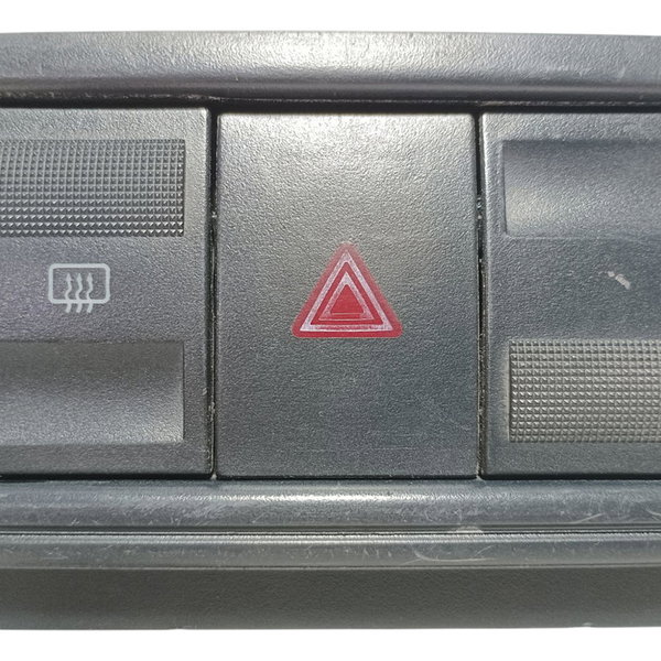 Moldura Central Botão Alerta Desembaçador Vw Gol G4 2005