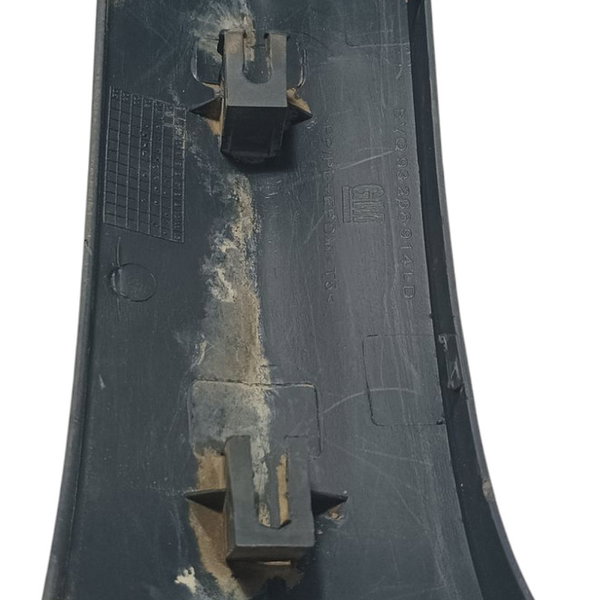 Moldura Parachoque Traseiro Direito Gm Zafira 2003