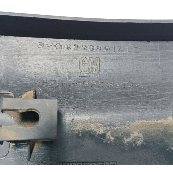 Moldura Parachoque Traseiro Direito Gm Zafira 2003