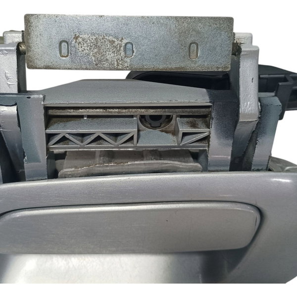 Maçaneta Externa Traseira Esquerda Gm Zafira 2003 Prateado Traseira