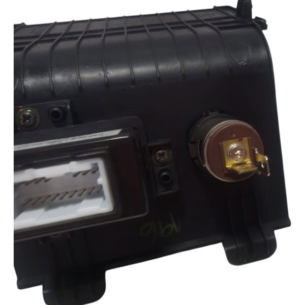 Moldura Central Usb Acendedor Hyundai Hb20 2014