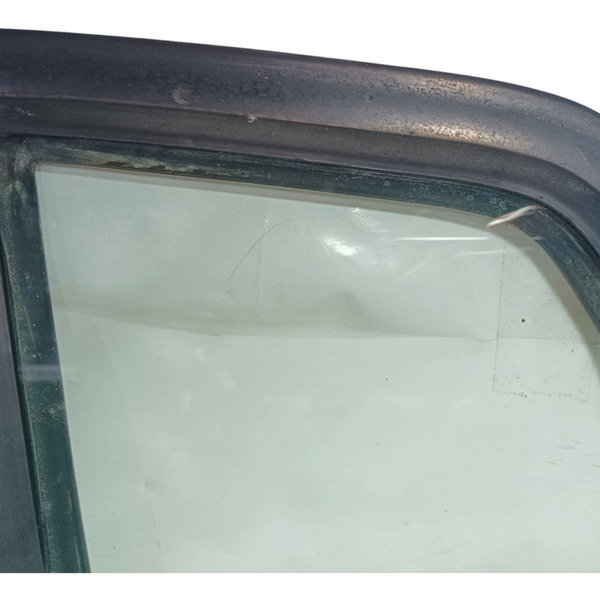 Vidro Fixo Lateral Traseiro Esquerdo Fiat Uno 2008