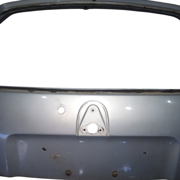 Capo Traseiro Gm Corsa 98 2000 Hatch Detalhes Usado