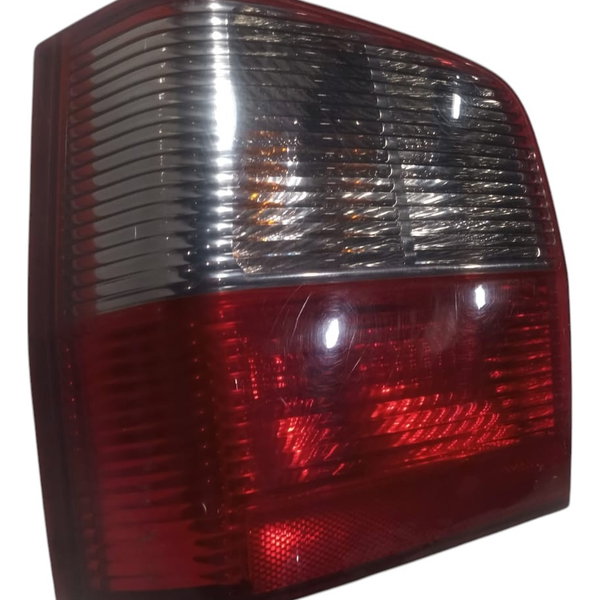 Lanterna Esquerda Fiat Uno 2008 Esquerdo/motorista Vermelho
