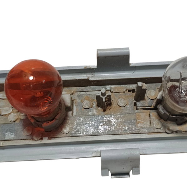 Soquete Circuito Lanterna Traseira Direita Gm Zafira 2002