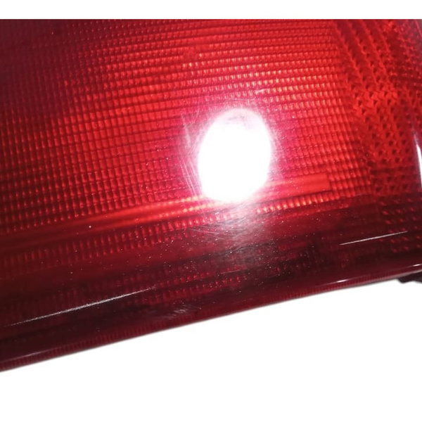 Lanterna Esquerda Ford Mondeo 2005 Esquerdo/motorista Vermelho