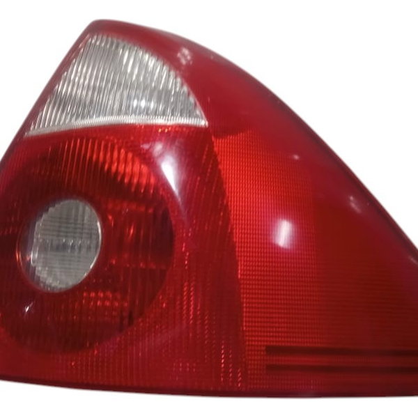 Lanterna Direita Ford Mondeo 2005 Direito/passageiro Vermelho