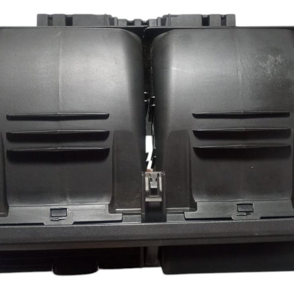 Moldura Central Comando Ar Difusor Ford Mondeo 2005