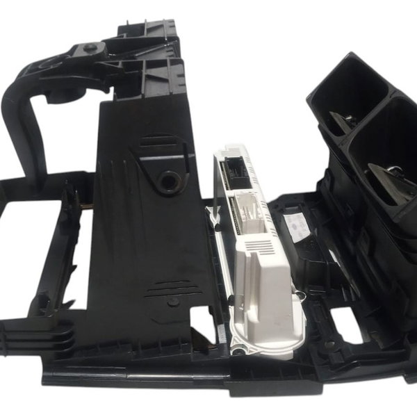 Moldura Central Comando Ar Difusor Ford Mondeo 2005