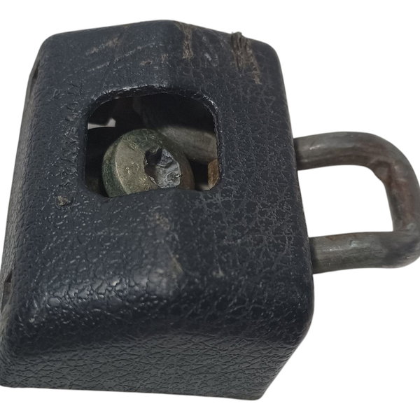 Batente Fechadura Porta Malas Renault Clio 2004