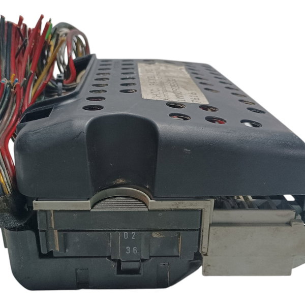 Caixa De Fusível Gm Zafira 2.0 2003